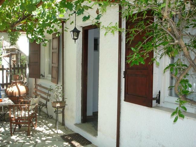 Villa Alexandra Paleo Trikeri Luaran gambar
